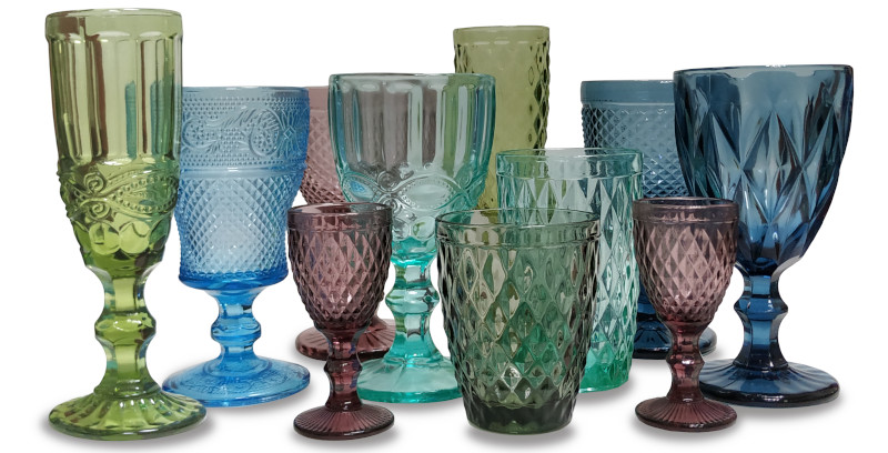 Бокалы из цветного стекла